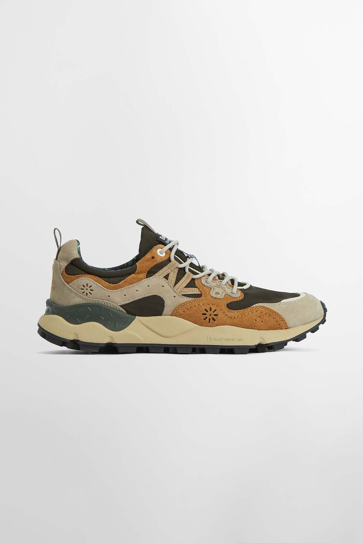 Barbour x Flower Mountain Yamano 3 Uni Trainers Brown beige by