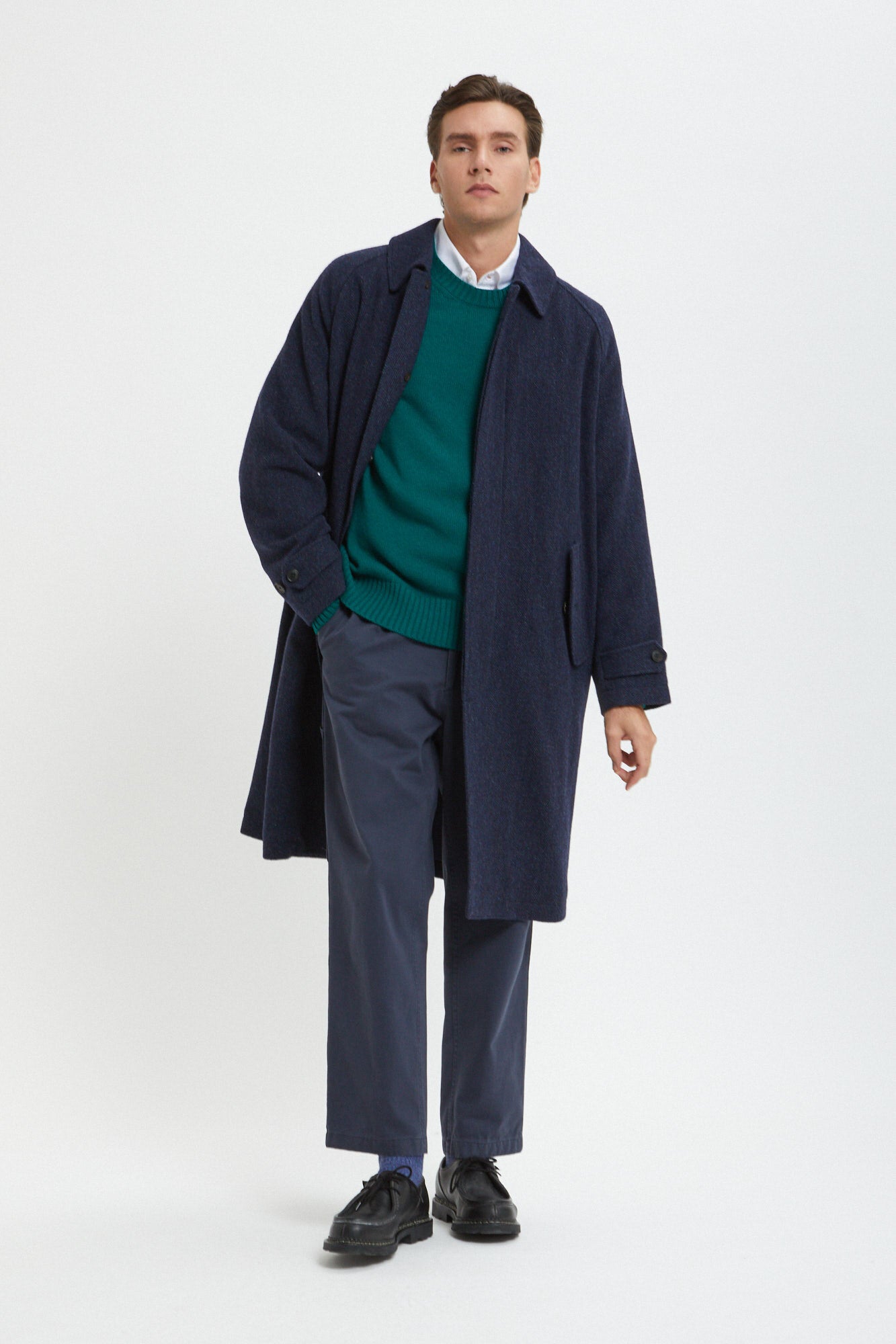 Pattern Wool Raglan Coat Herringbone navy by Baracuta | Men | WP Store