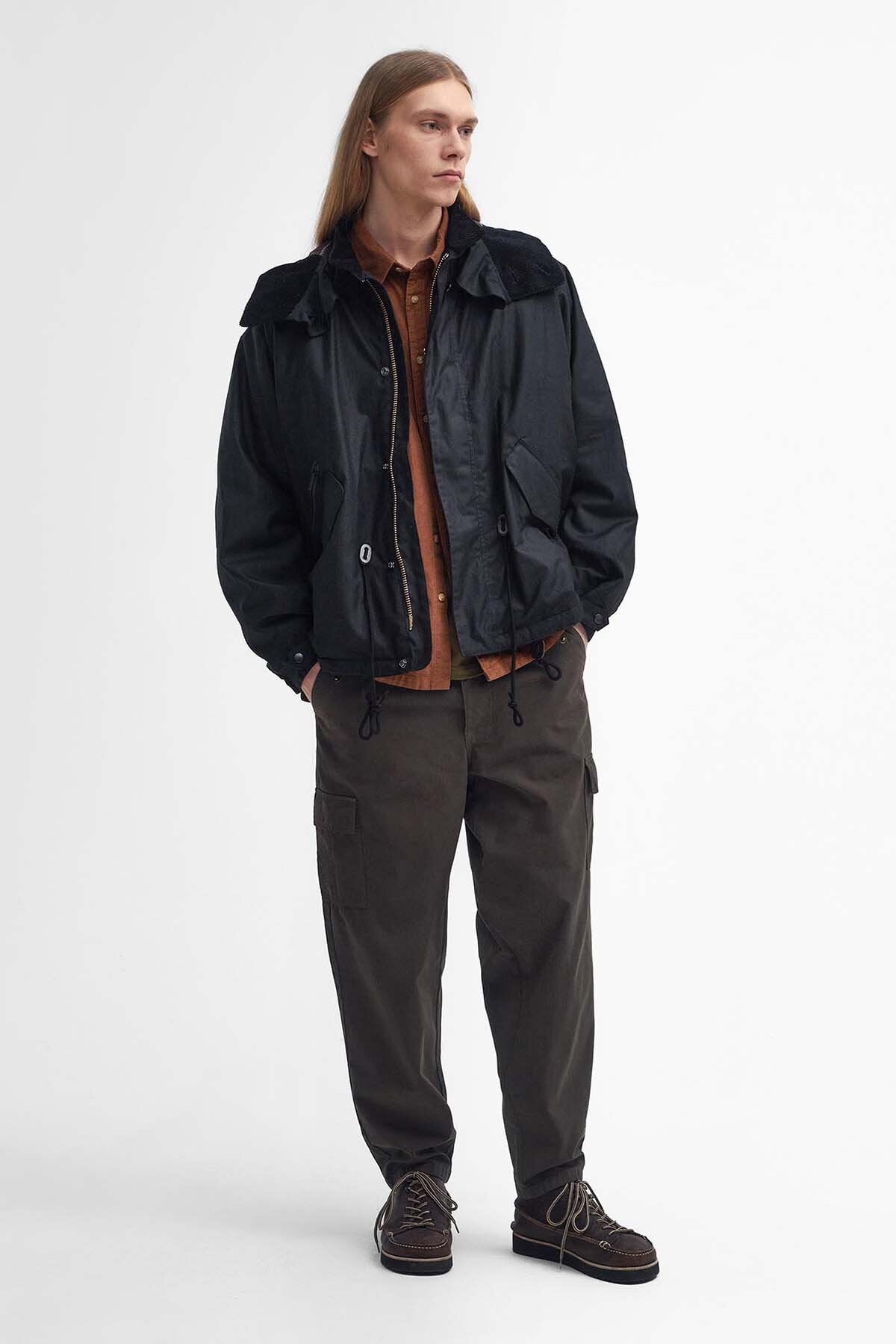 Barbour International ブラック マウンテンパーカー L Barbour Short Wind Waxed Parka Black by Barbour | Men | WP Store