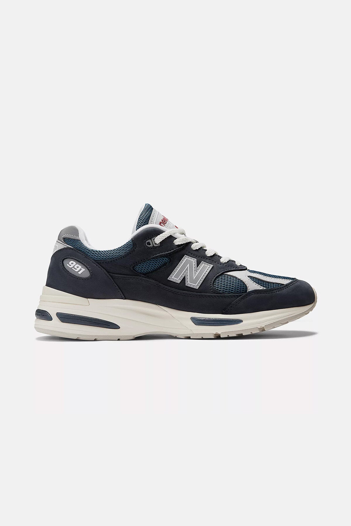 Made in UK 991v2 Shoes Navy off white by New Balance | Unisex | WP