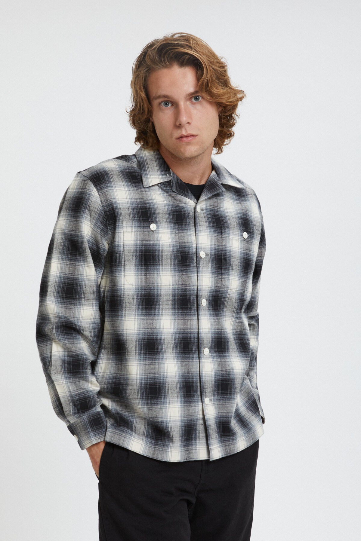 ELK HEIGHTS CAMP SHIRT Black / gray shadow by Filson Man | Men