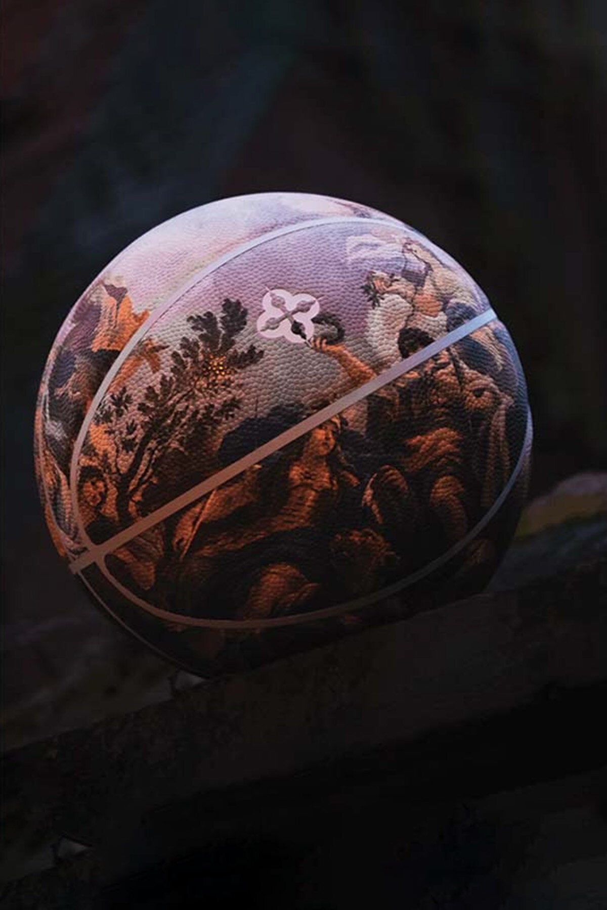 Comrade Berlin バスケットボール アート オブジェ Blurry Night