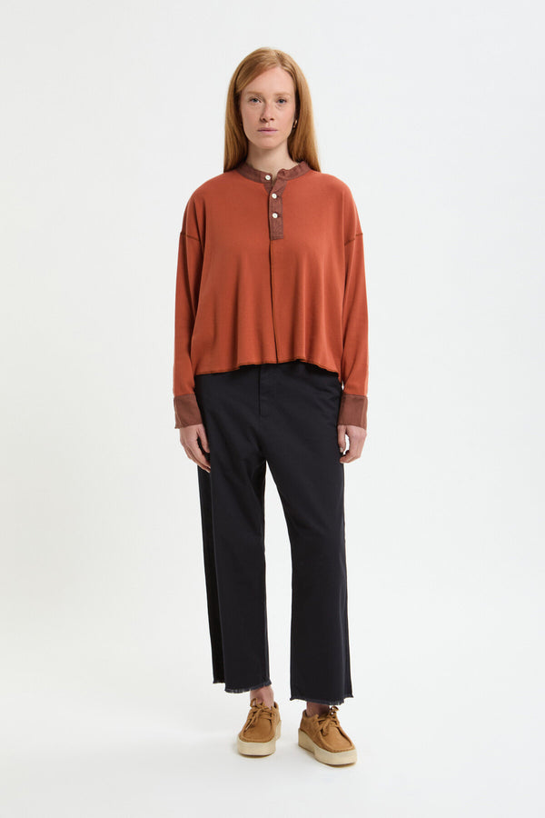 Round Collar Button Blouse