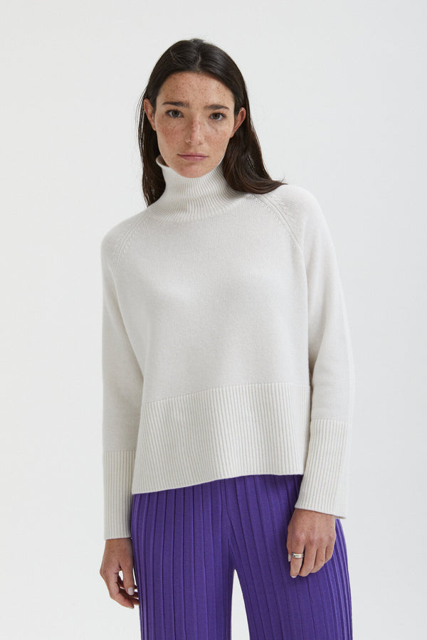 Little Turtle Neck Sweater