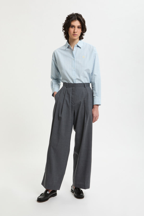 Pantaloni tapered ampi