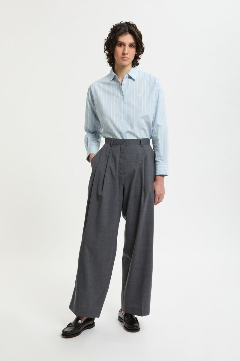 Pantaloni tapered ampi