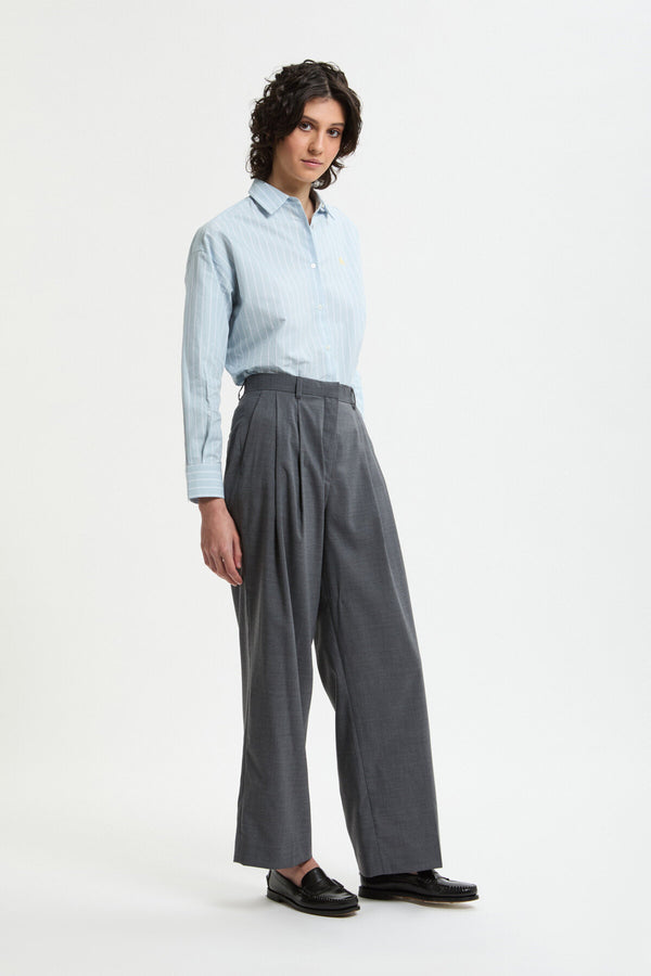 Pantaloni tapered ampi