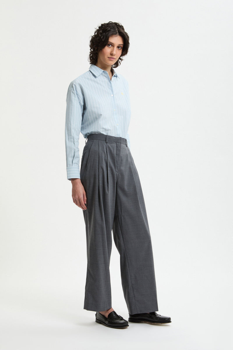 Pantaloni tapered ampi