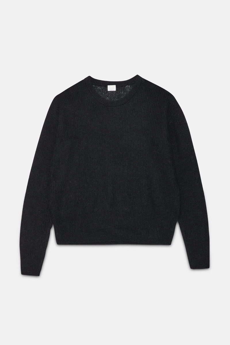 Long-sleeved crew-neck pullover