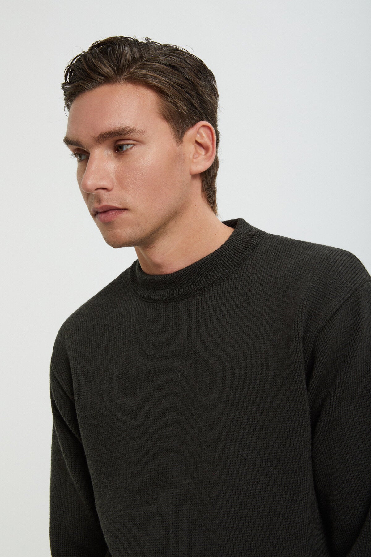 CREWNECK GUIDE SWEATER Dark timber by Filson Man | Men | WP Store