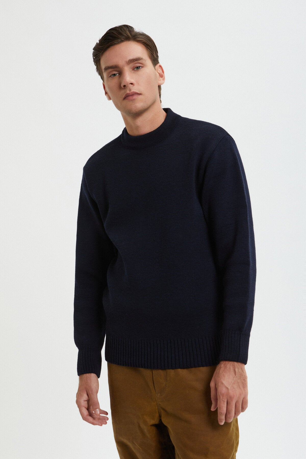 CREWNECK GUIDE SWEATER Dark navy by Filson Man | Men | WP Store