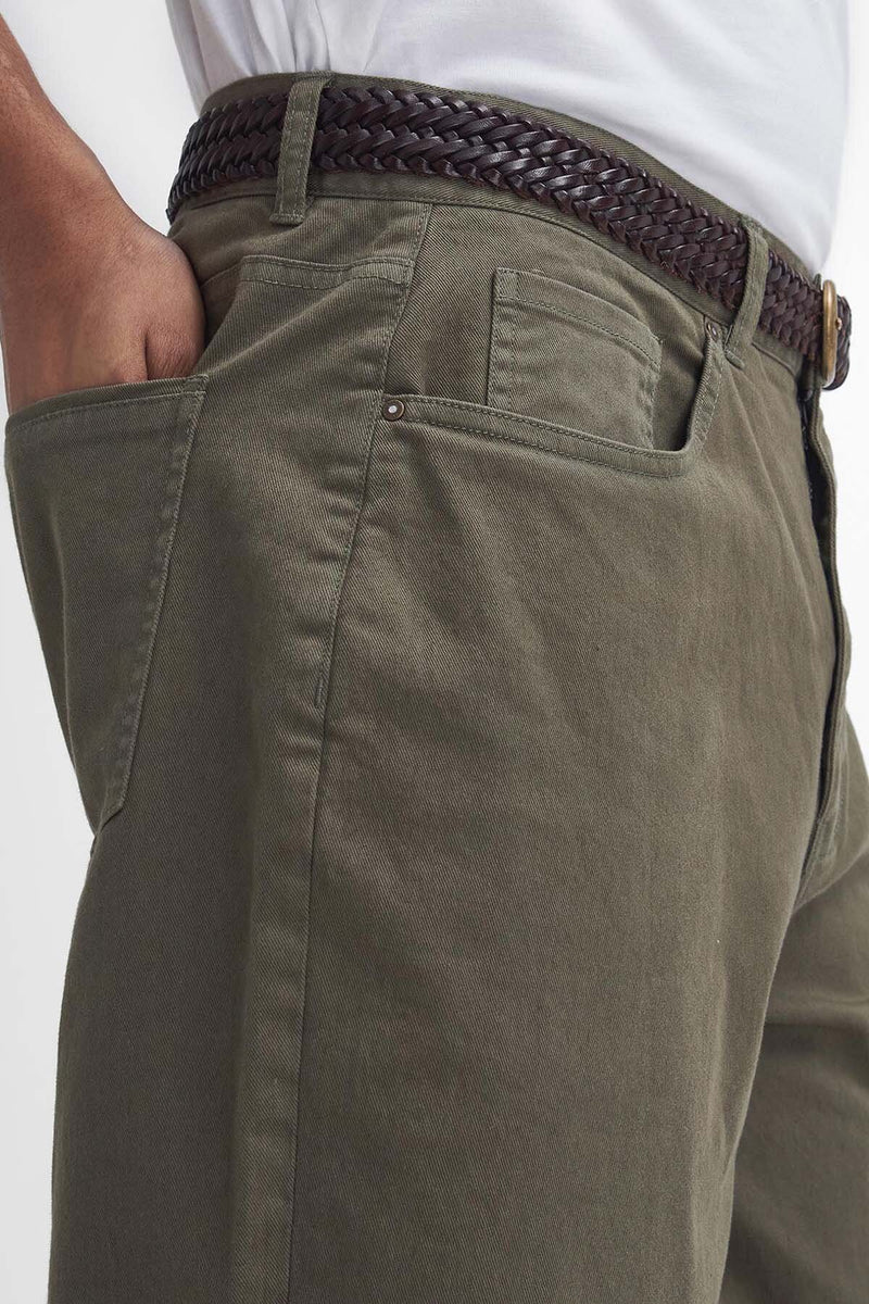 Pantaloni in tessuto stretch lavato dalla vestibilità regular 