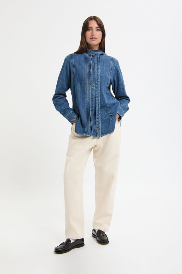 Blusa con fiocco
