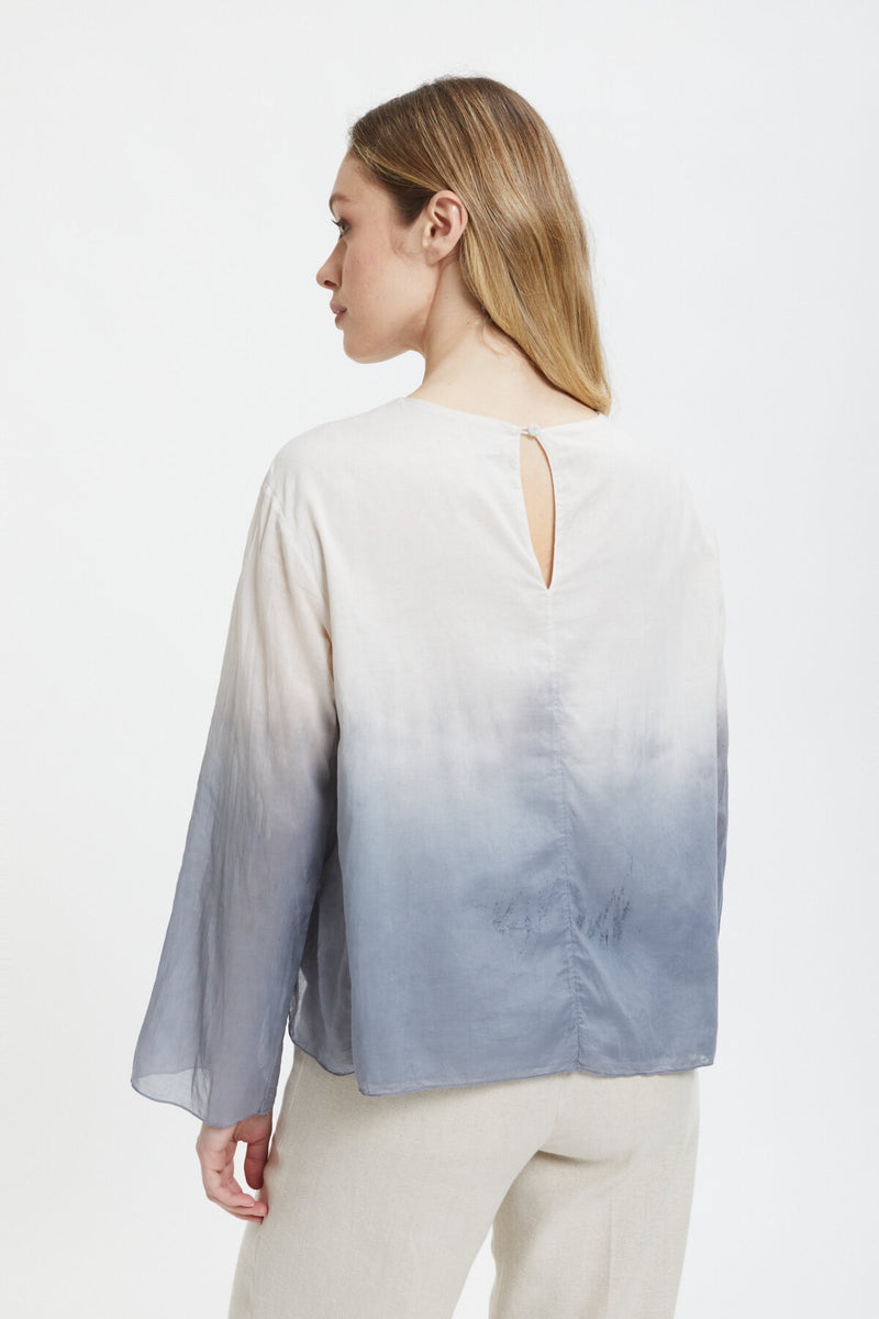 Long-sleeve Tae blouse