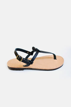 Sandali in pelle neri con cinturino a T