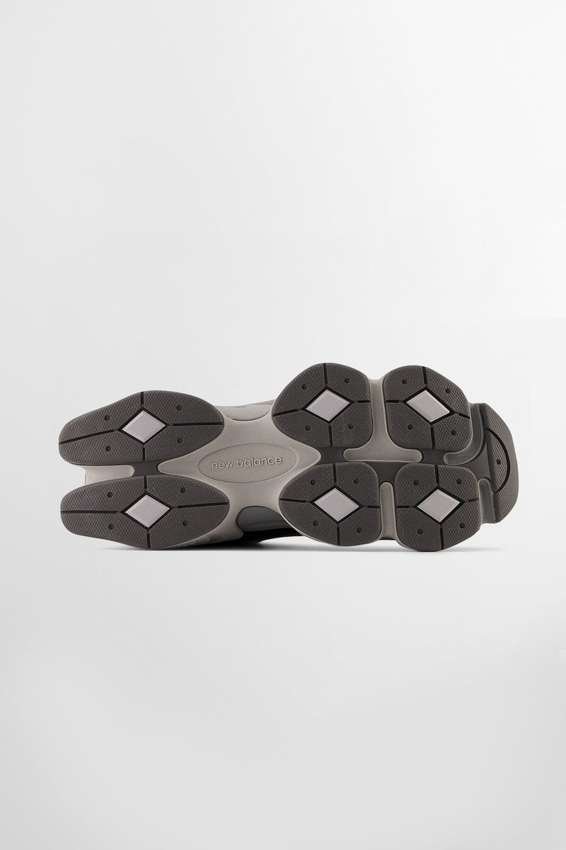 9060 Shoes