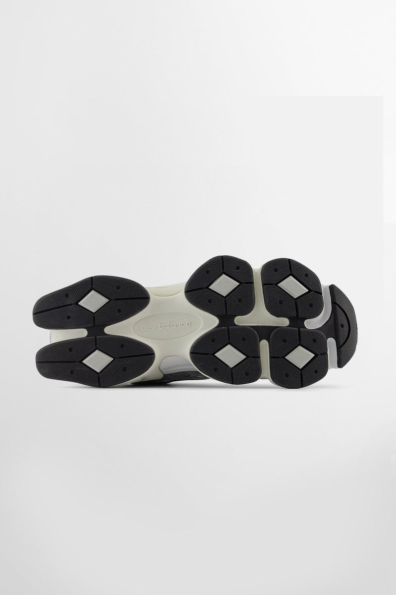 9060 Shoes