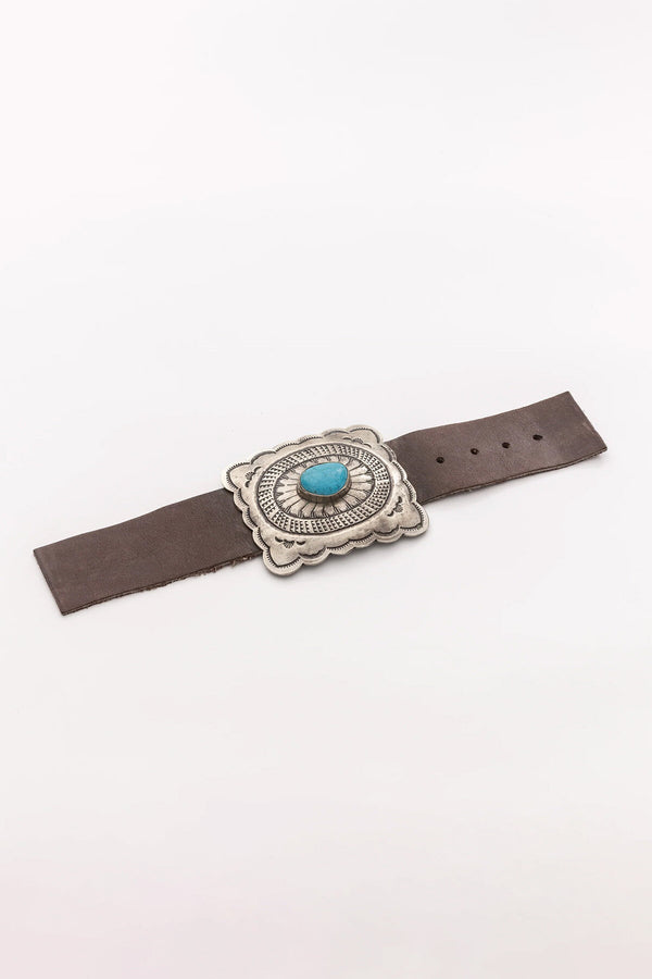 Fluted Buckle
