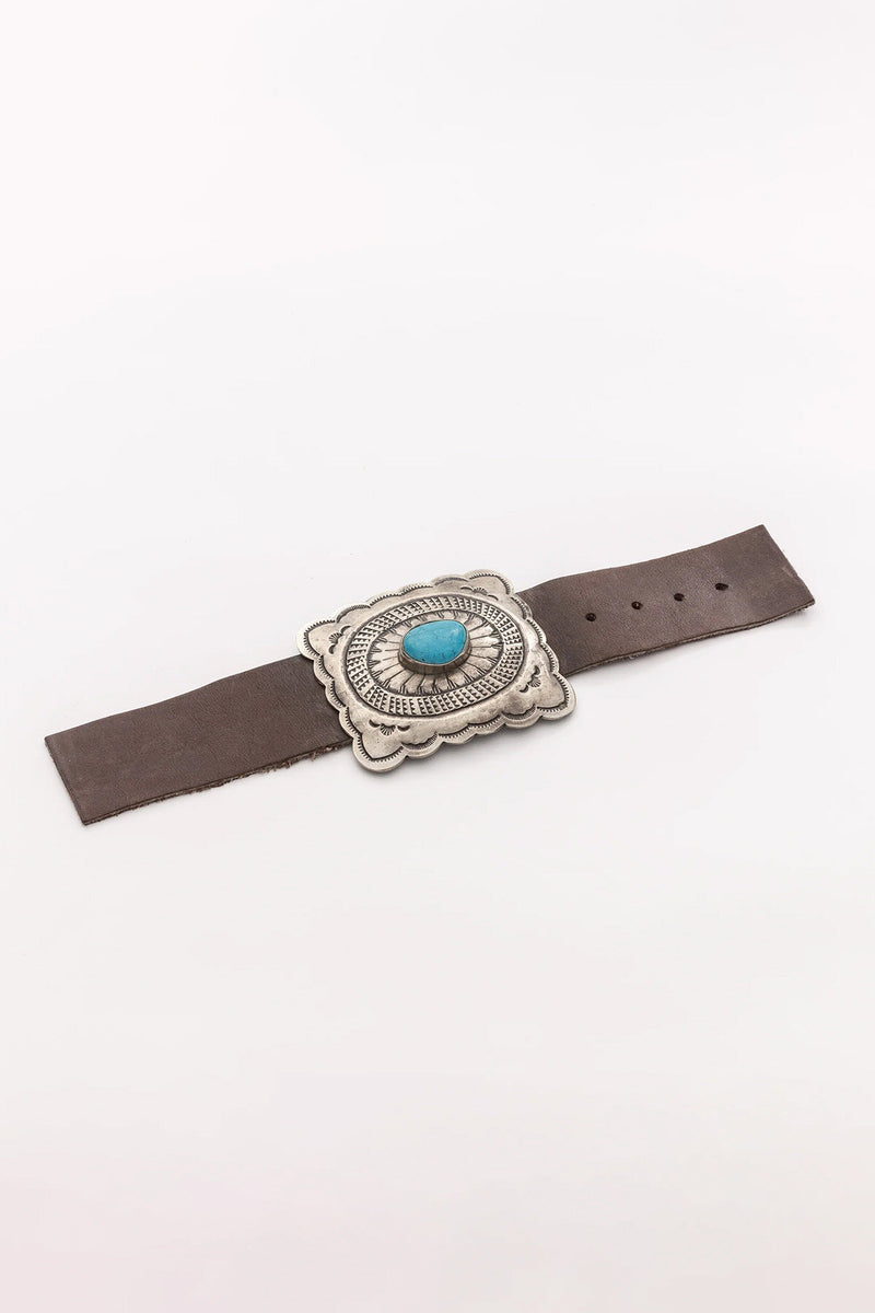 Fluted Buckle