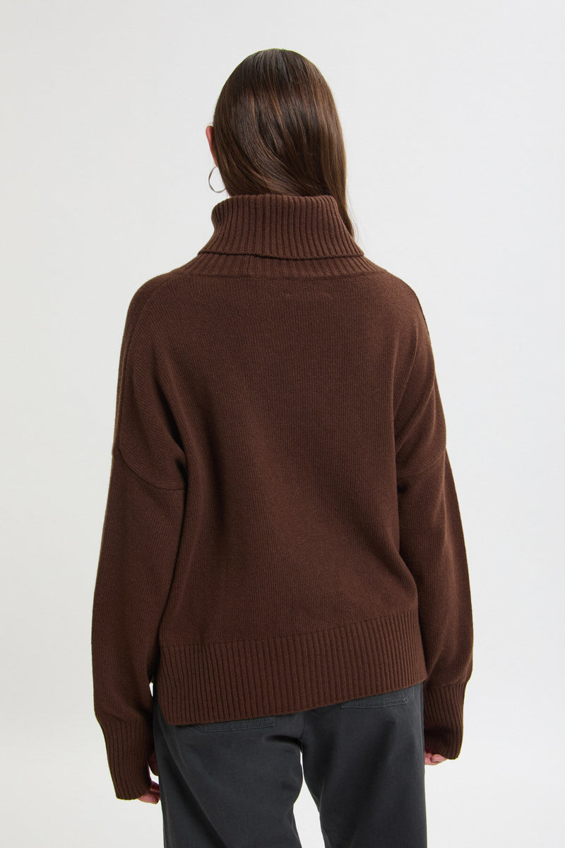 Maglione in lana vergine e cashmere

