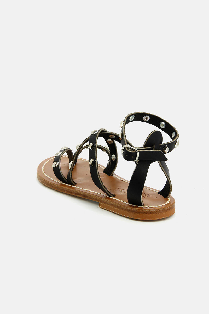 Leather sandal with studs