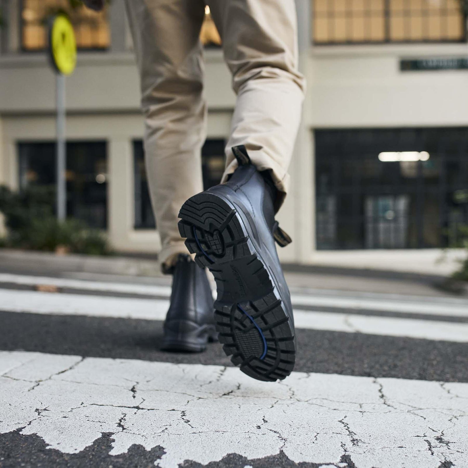 2240 Black & black by Blundstone | Unisex | WP Store