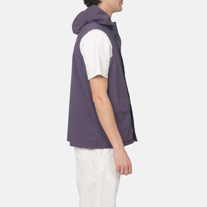 Technical vest with pockets