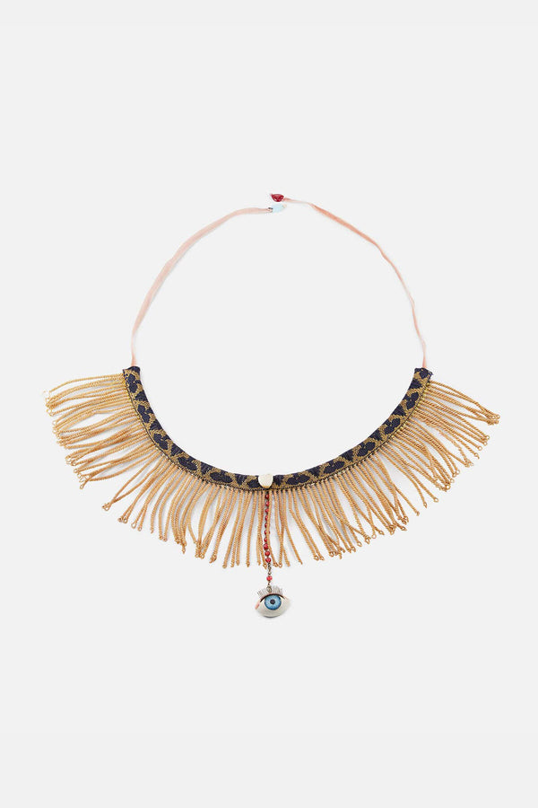 Necklace with fringes