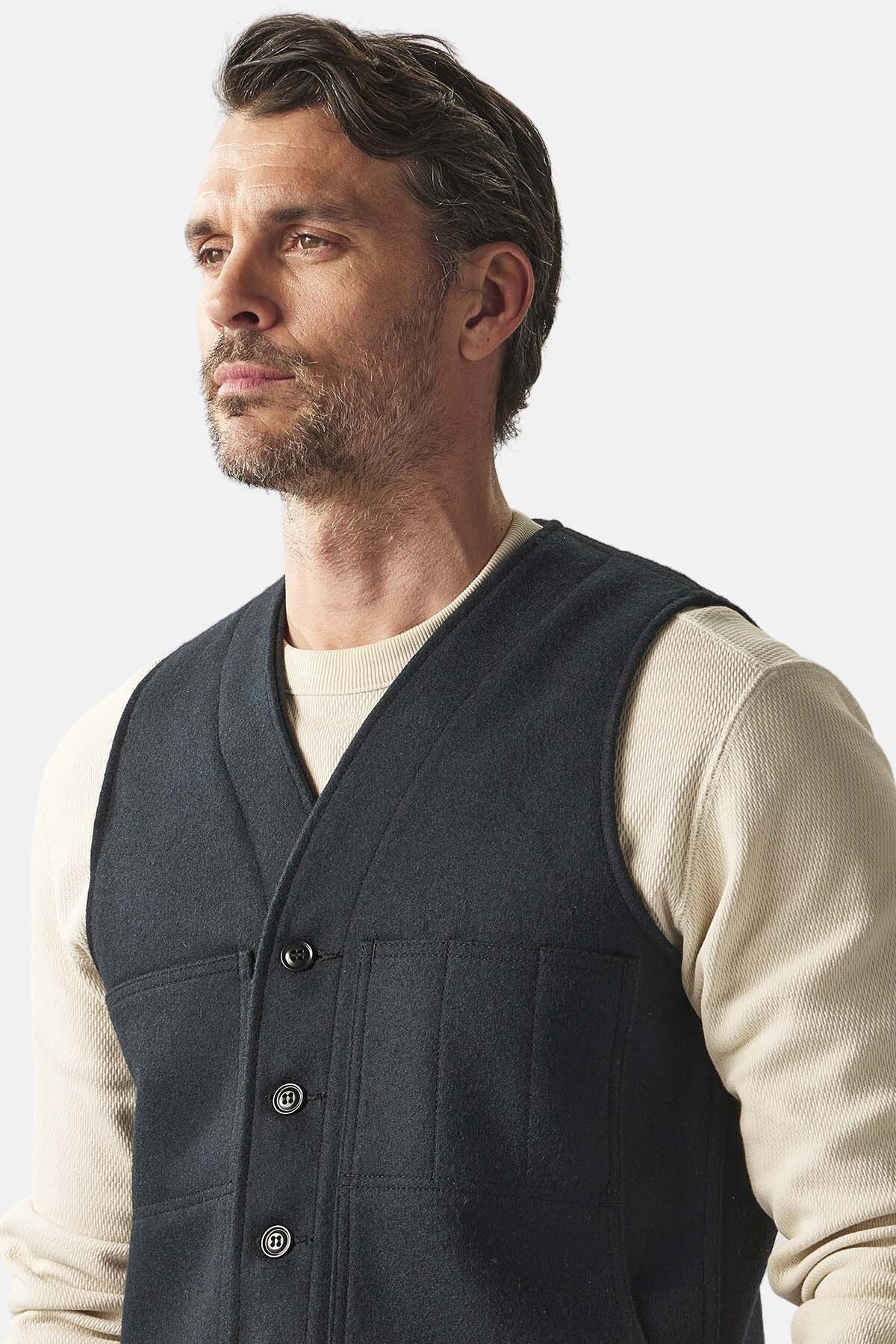 FILSON フィルソン MACKINAW WOOL VEST NAVYネイビー Filson Men's Mackinaw Wool Vest - Dark Navy – Lenny's Shoe & Apparel
