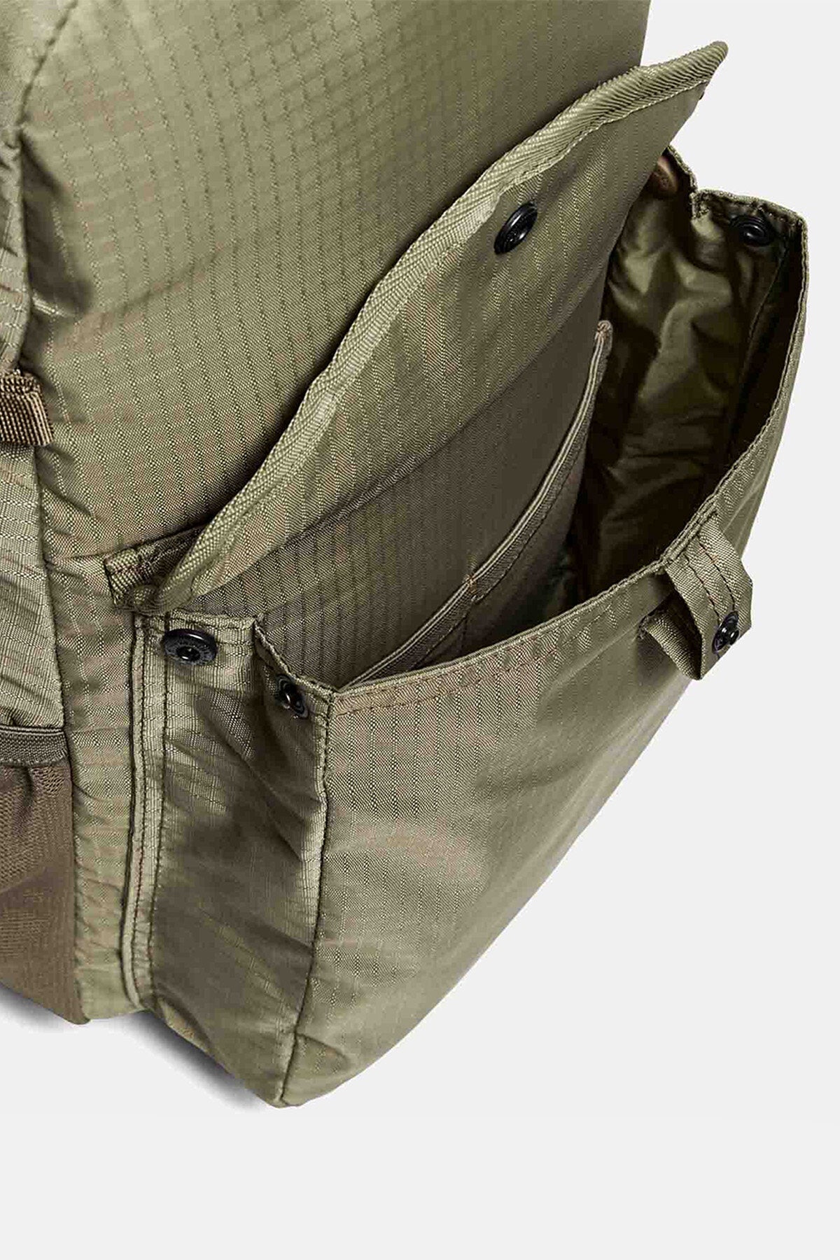 FISHING GUIDE VEST Vintage olive by Filson Man | Men | WP Store