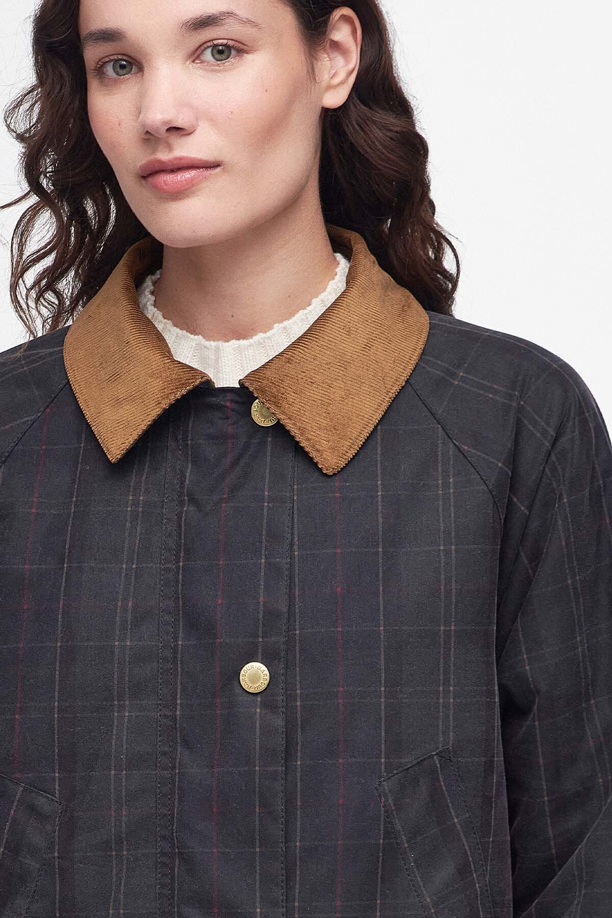 Barbour Classic Beaufort Wax Cotton Jacket In Olive