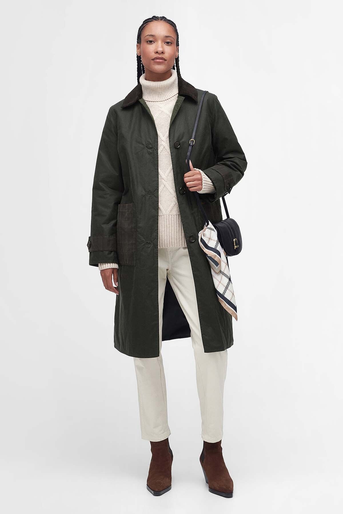 Newholm Wax Jacket Sage/classic by Barbour Lady | Women | WP