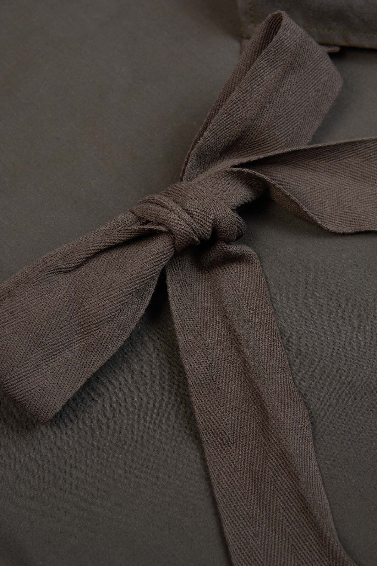 Wax For Life Apron Olive by Barbour | Men | WP Store